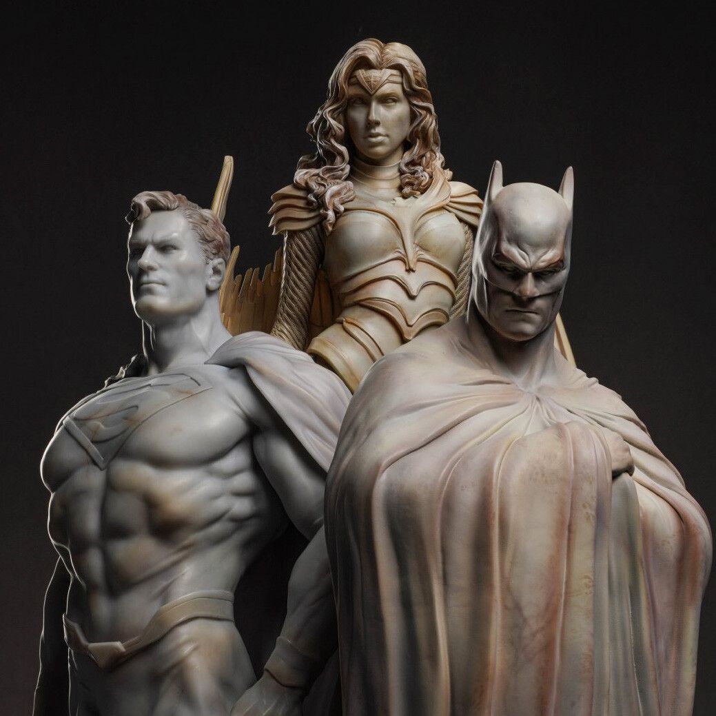 Queen Studios Wonder Woman (Museum Line) 1/4 Scale Statue