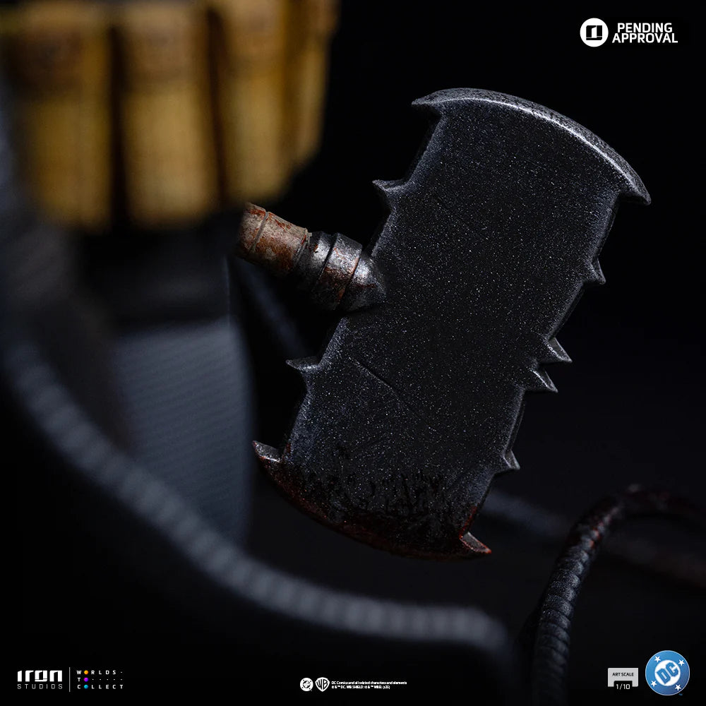 Batman Absolute Statue by Iron Studios