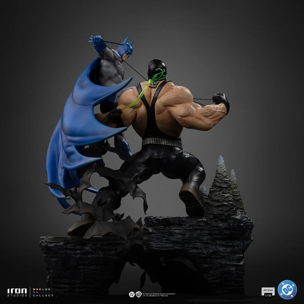 Batman vs Bane DC Comics Diorama Statue By Iron Studios