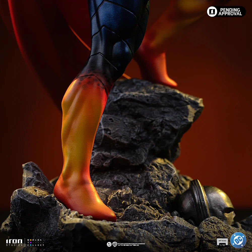 DC Comics Superman Absolute Art Scale By Iron Studios