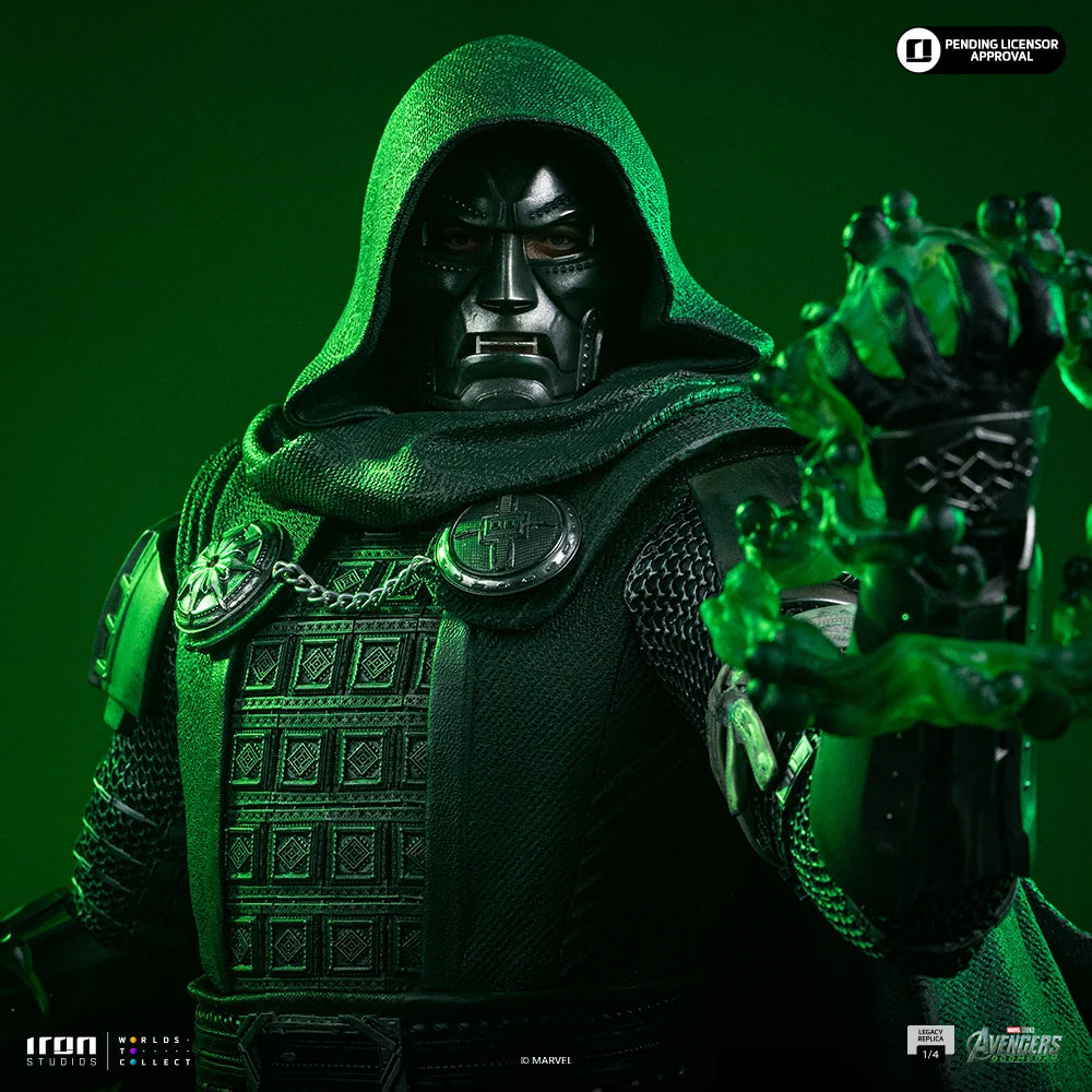 Doctor Doom Statue Legacy Replica 1/4 Avengers Doomsday by Iron Studios