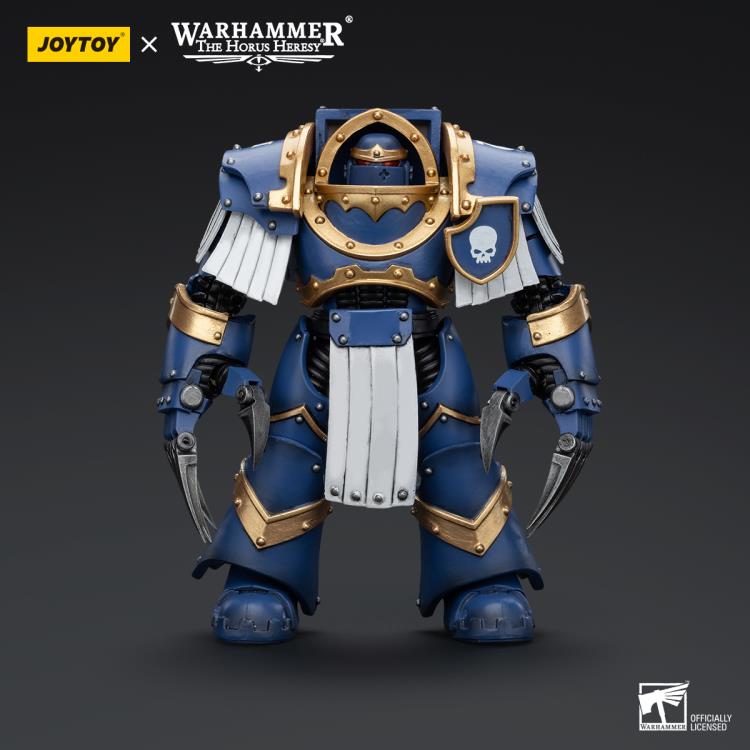 Warhammer: The Horus Heresy Ultramarines Cataphractii Terminator Squad Terminator with Lightning Claws Action Figure