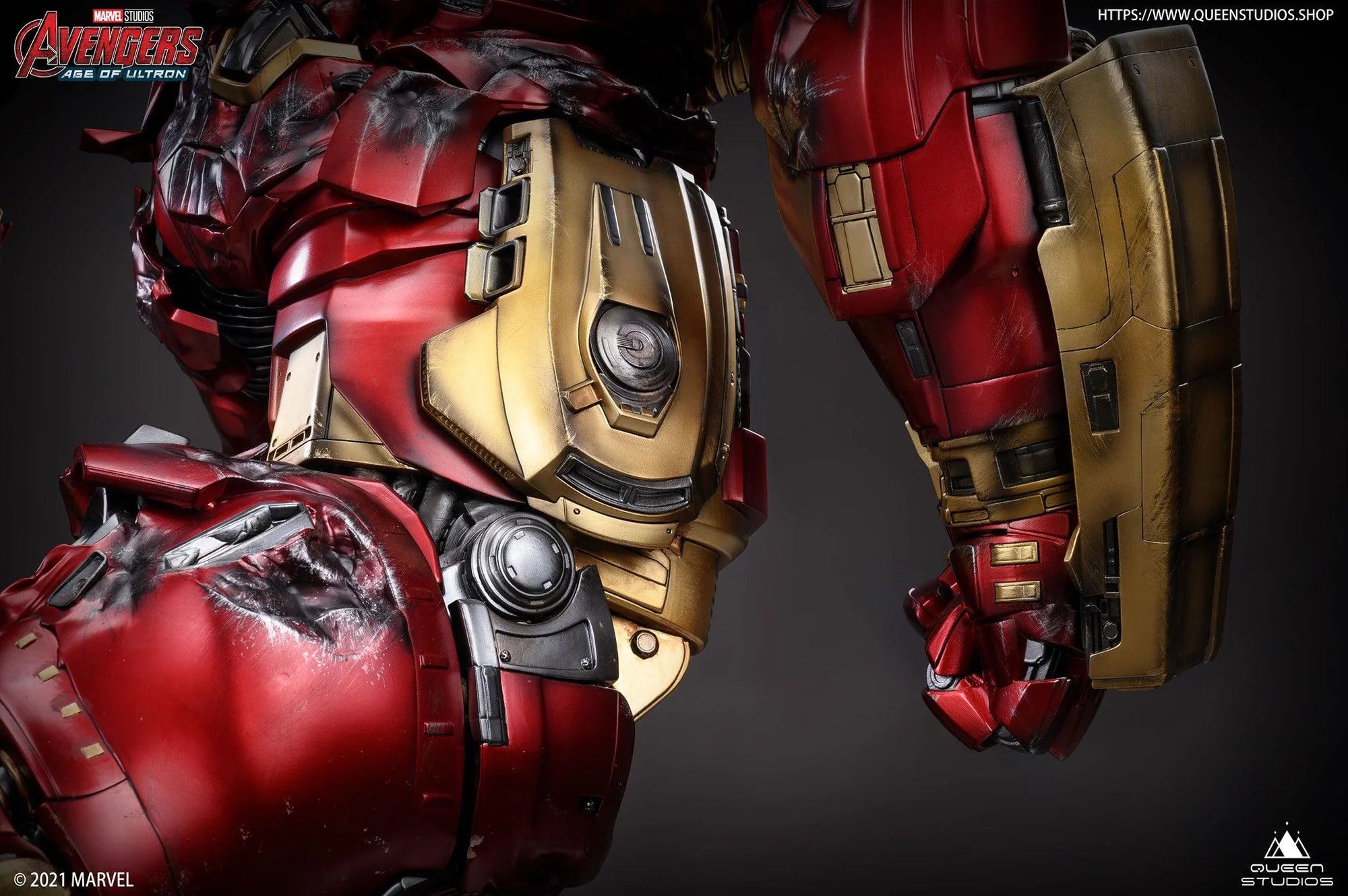 Queen Studios Iron Man Hulkbuster Mark 44 1/4 Scale Statue