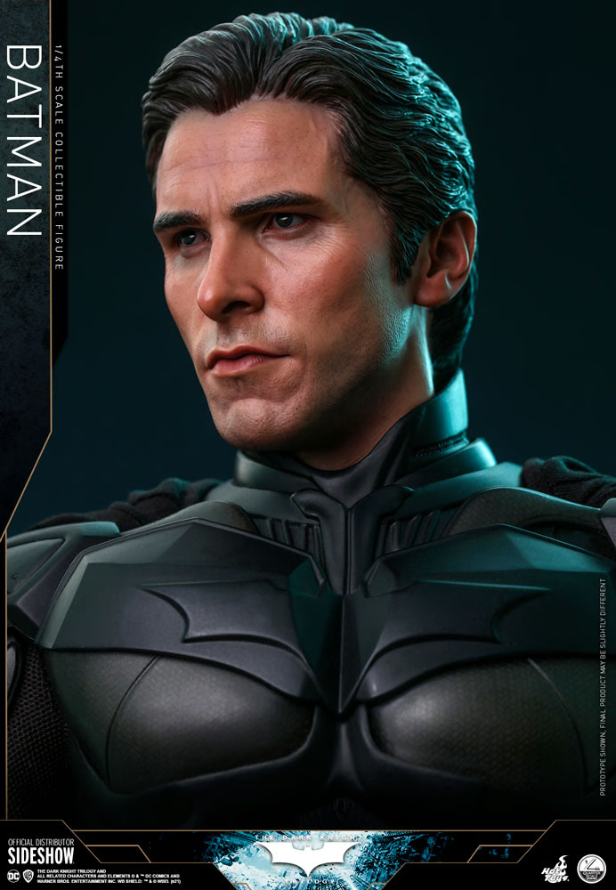 Batman (The Dark Knight) Quarter Scale Collectible Figure by Hot Toys