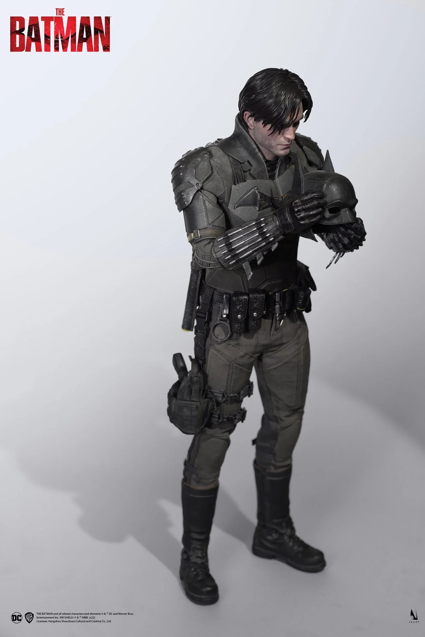 The Batman (2022) Standard Edition 1/6 Collectible Figure by Inart