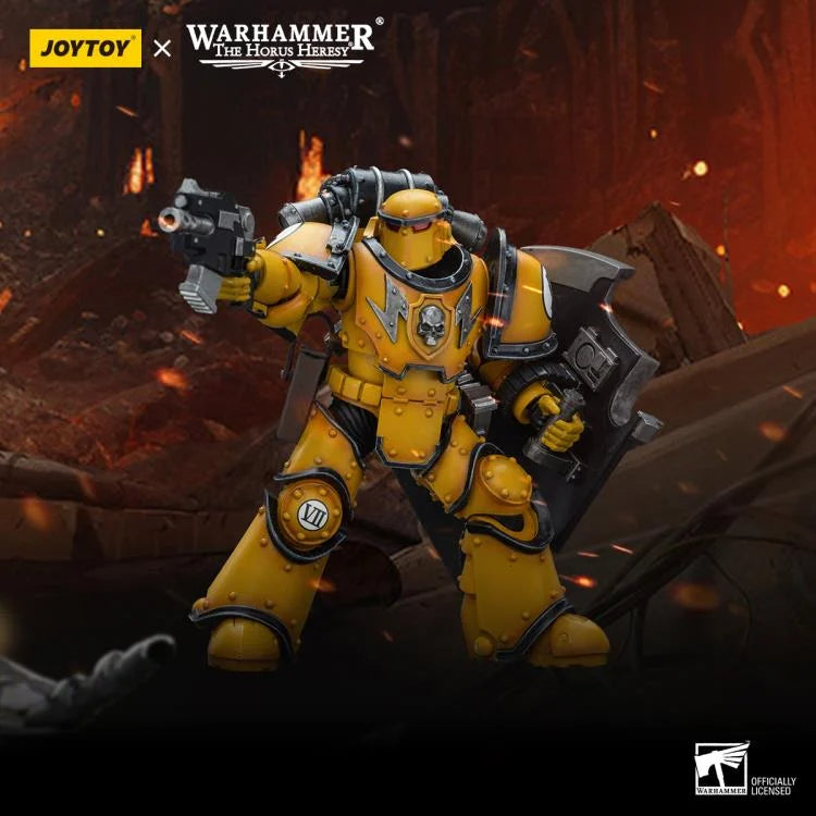 Warhammer: The Horus Heresy Imperial Fists Legion MkIII Breacher Squad Legion Breacher with Graviton Gun 1/18 Scale Action Figure