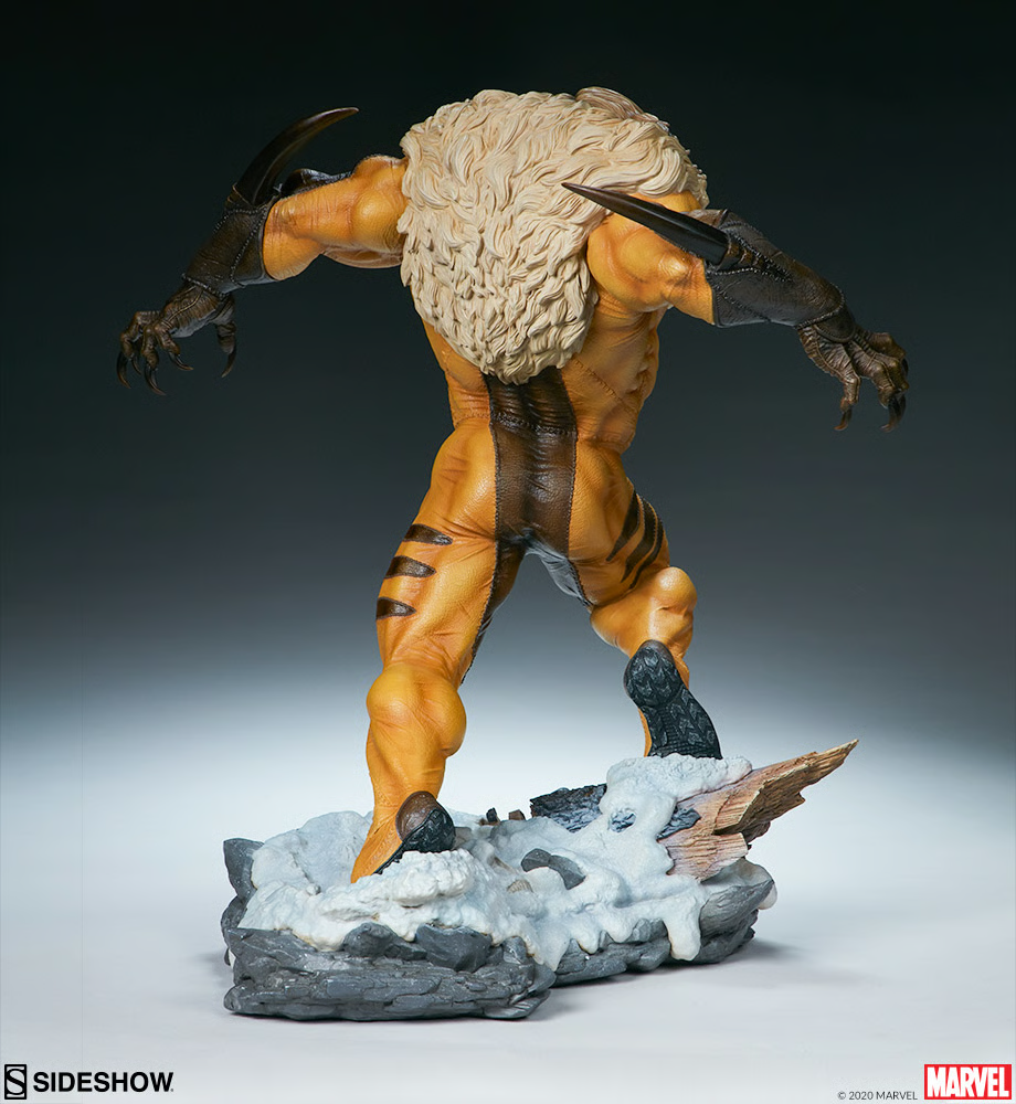 Sabretooth Premium Format Figure by Sideshow Collectibles
