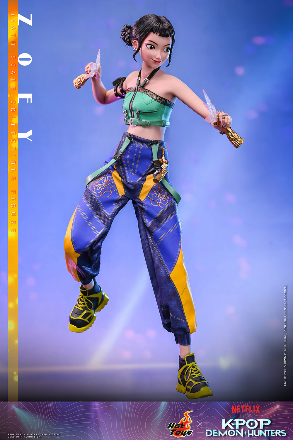 Zoey Sixth Scale Figure by Hot Toys