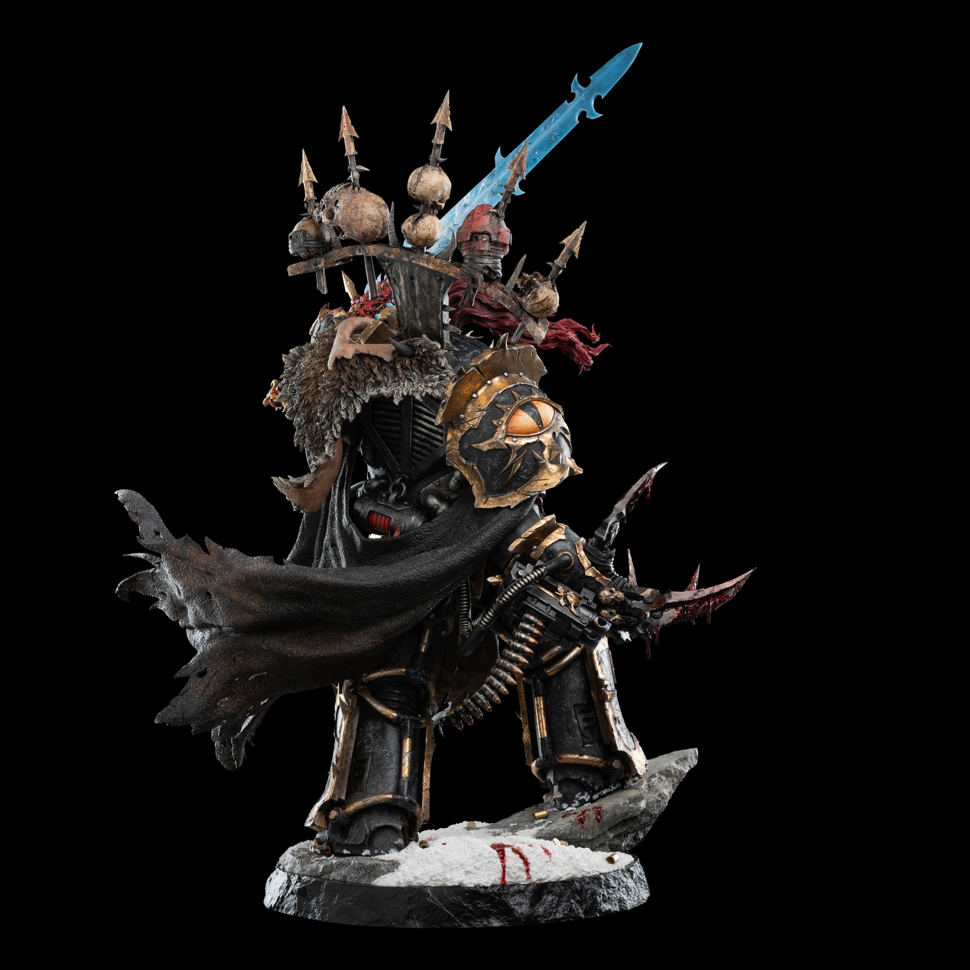 Warhammer 40K Abaddon The Despoiler Statue By Weta