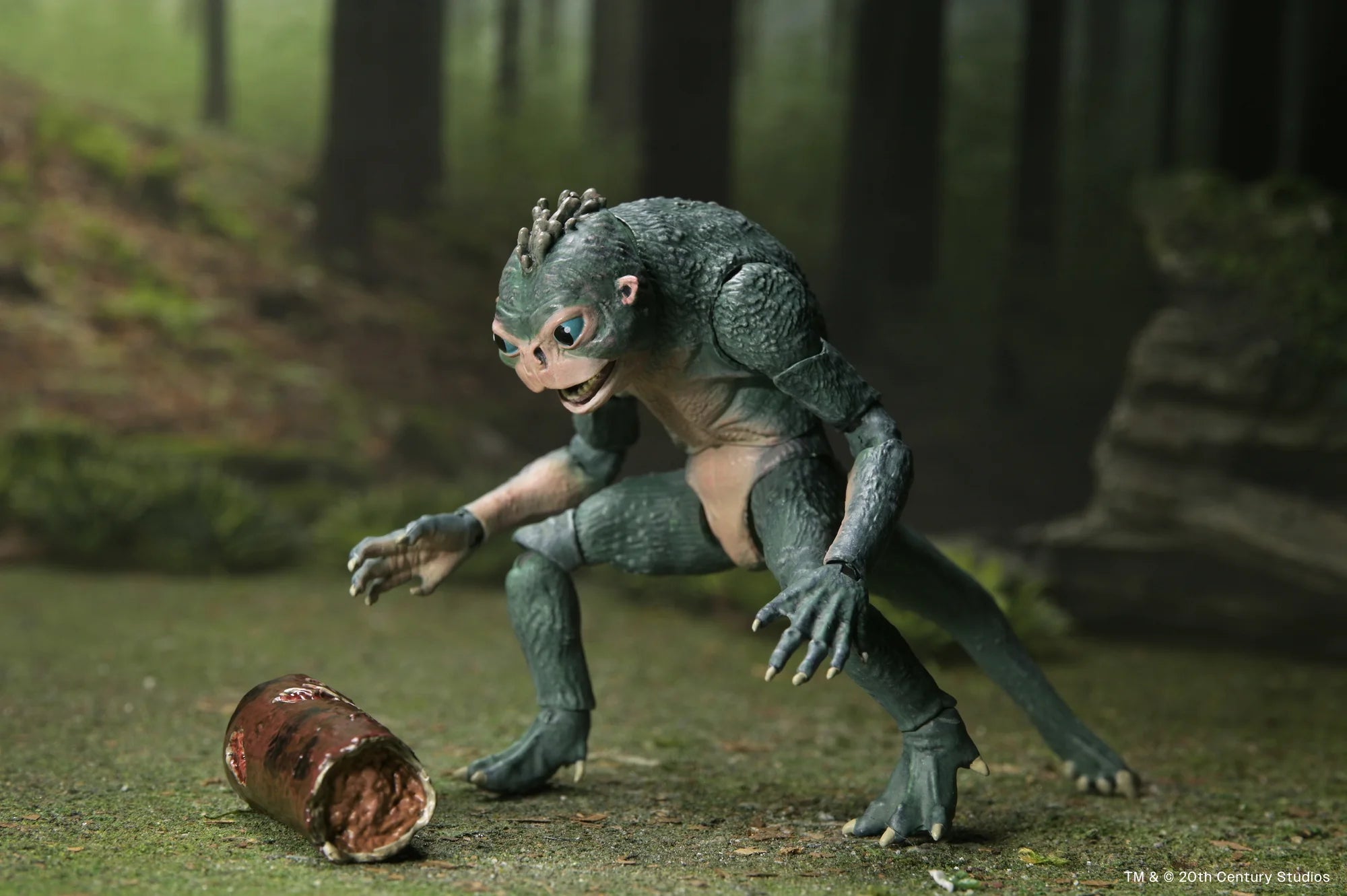 Predator Badlands Ultimate Thia & Bud Action Figures By NECA