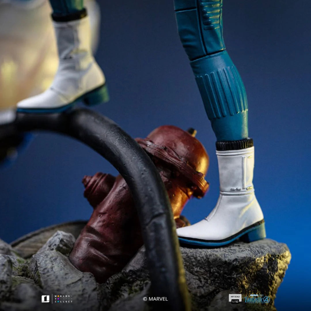 Invisible Woman Art Scale Statue By Iron Studios
