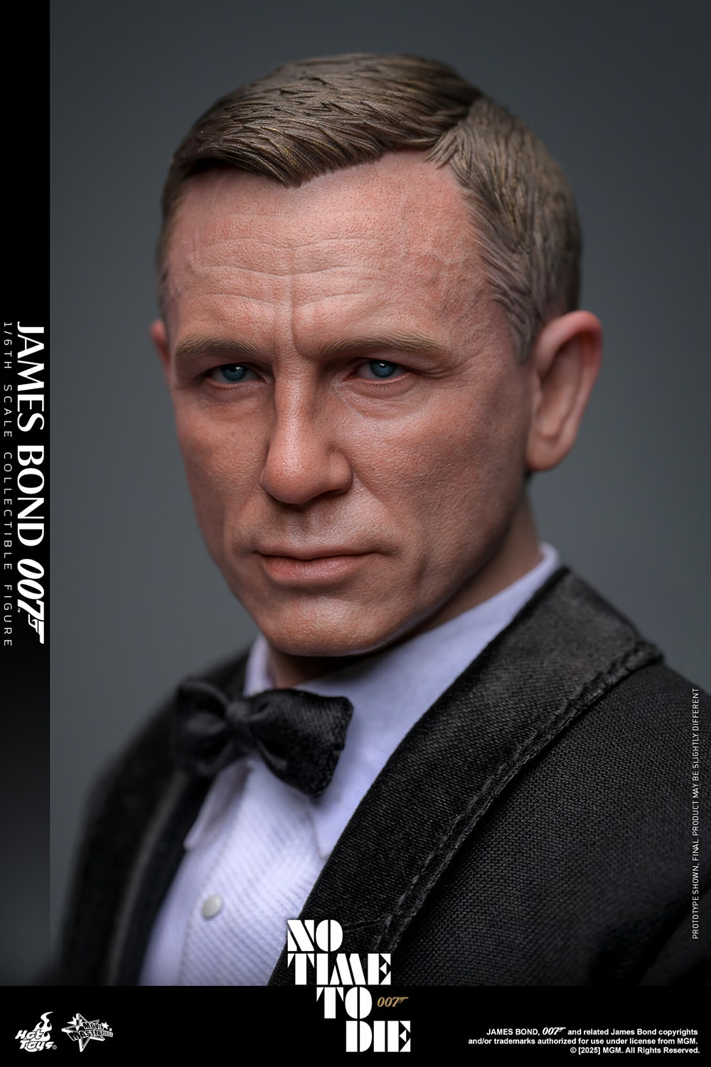 James Bond Sixth Scale Figure by Hot Toys