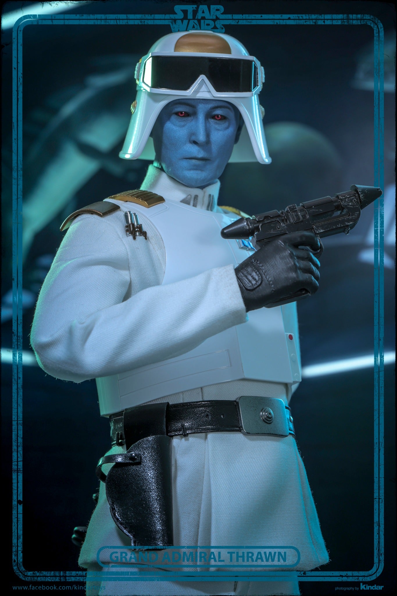 Grand Admiral Thrawn™ (Imperial Armor) Figure By Hot Toys