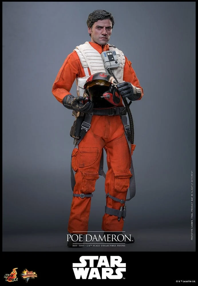 Star Wars: The Force Awakens Poe Dameron Figure by Hot Toys