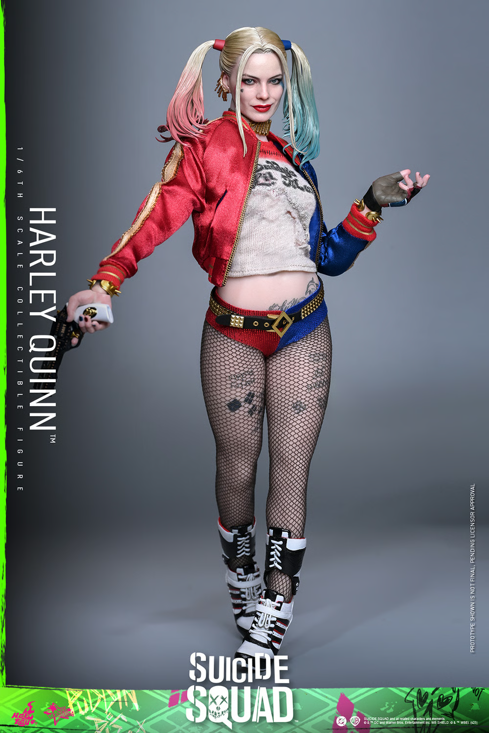 Harley Quinn Sixth Scale Figure by Hot Toys