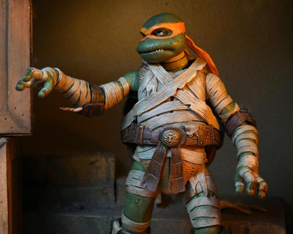 Universal Monsters x TMNT Ultimate Michelangelo as The Mummy