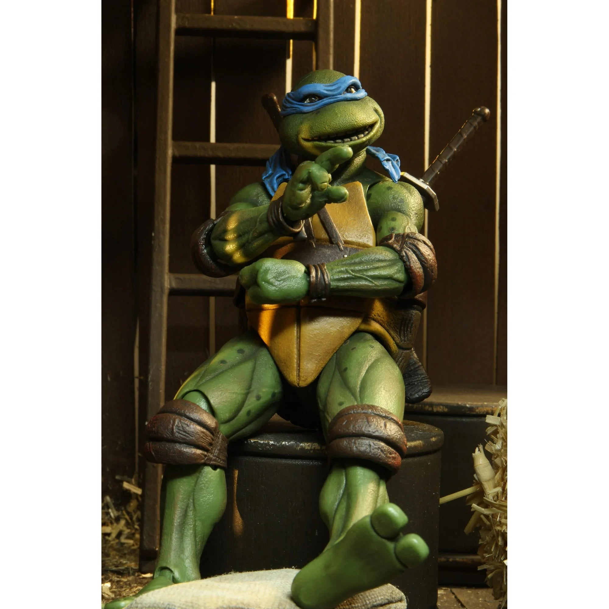 Teenage Mutant Ninja Turtles (1990 Movie) Ultimate Leonardo Action Figure