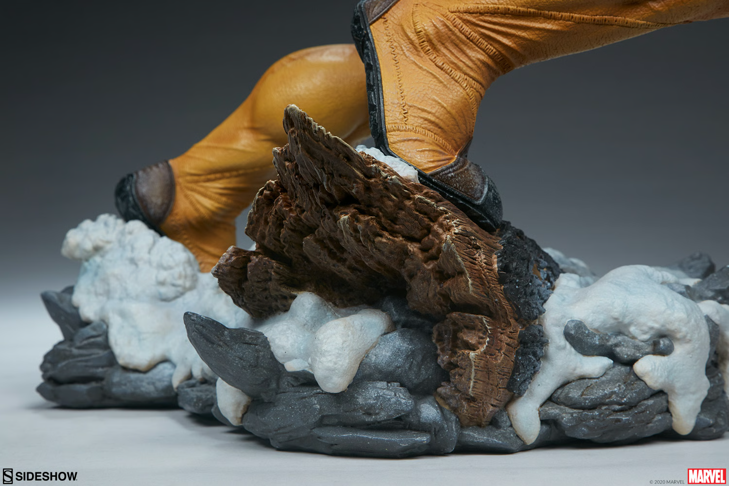 Sabretooth Premium Format Figure by Sideshow Collectibles