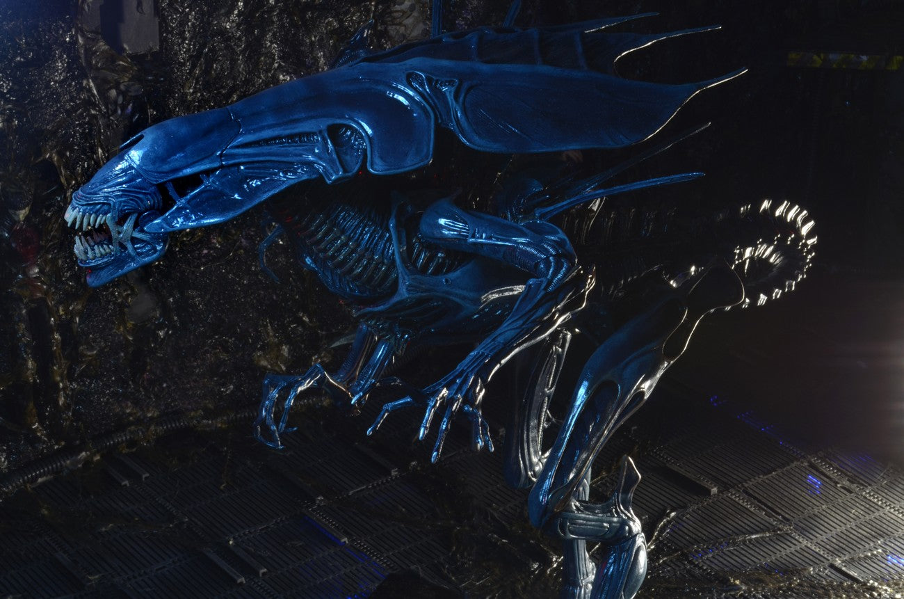 Aliens Xenomorph Queen Deluxe Action Figure