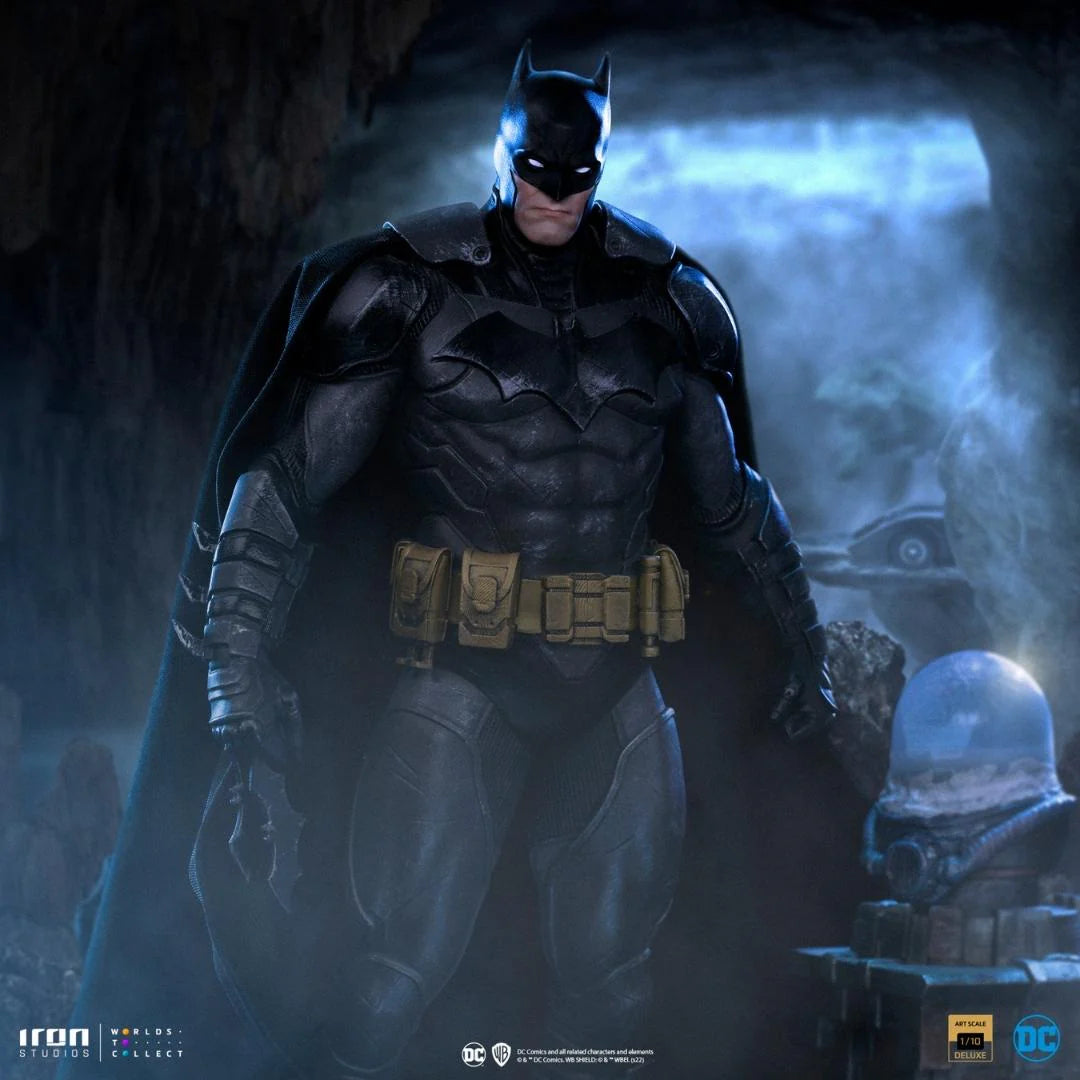 Batman Unleashed Deluxe DC Comics Art Scale 1/10 Statue By Iron Studios