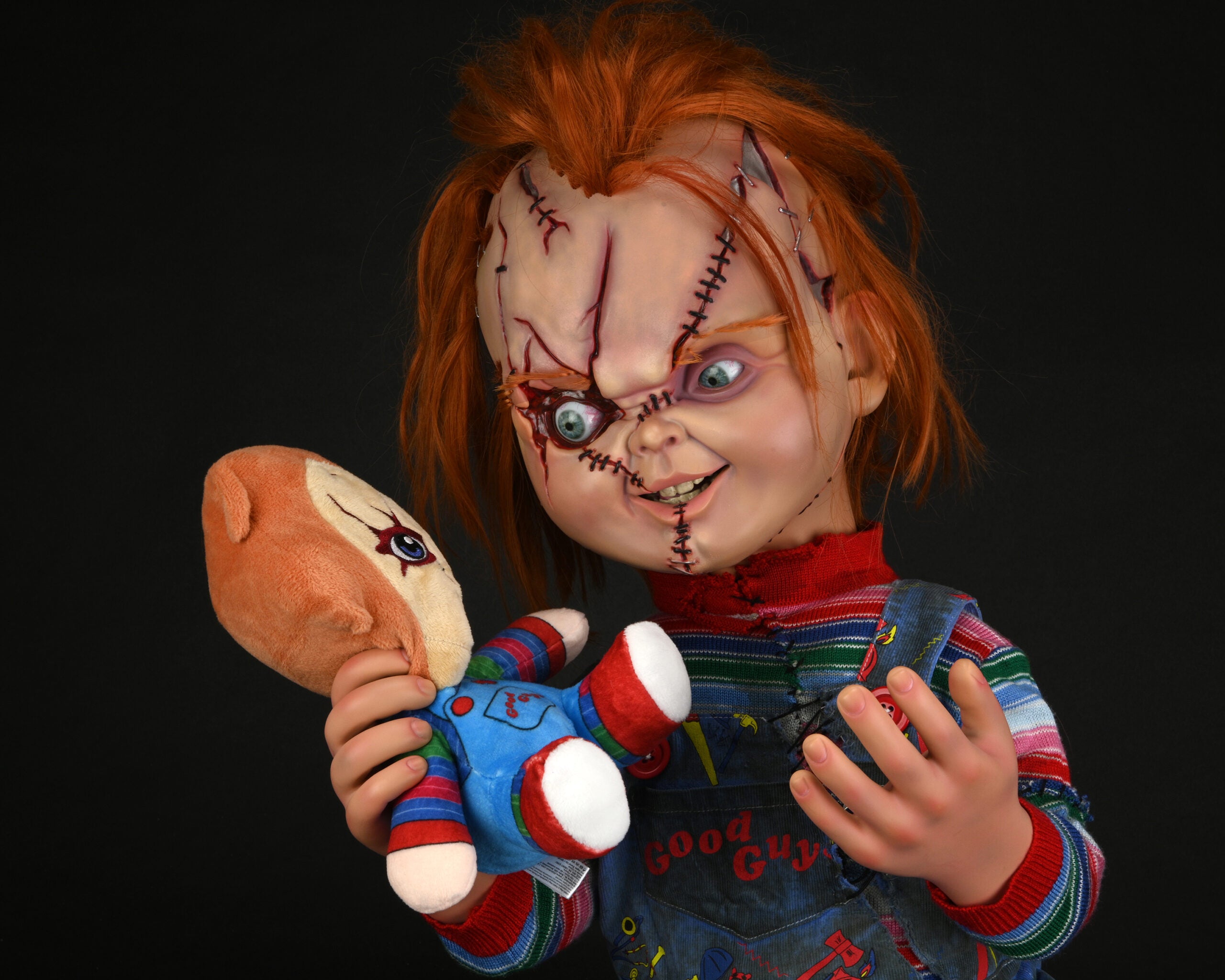Child's Play Bride of Chucky Life-Size 1:1 Scale Replica