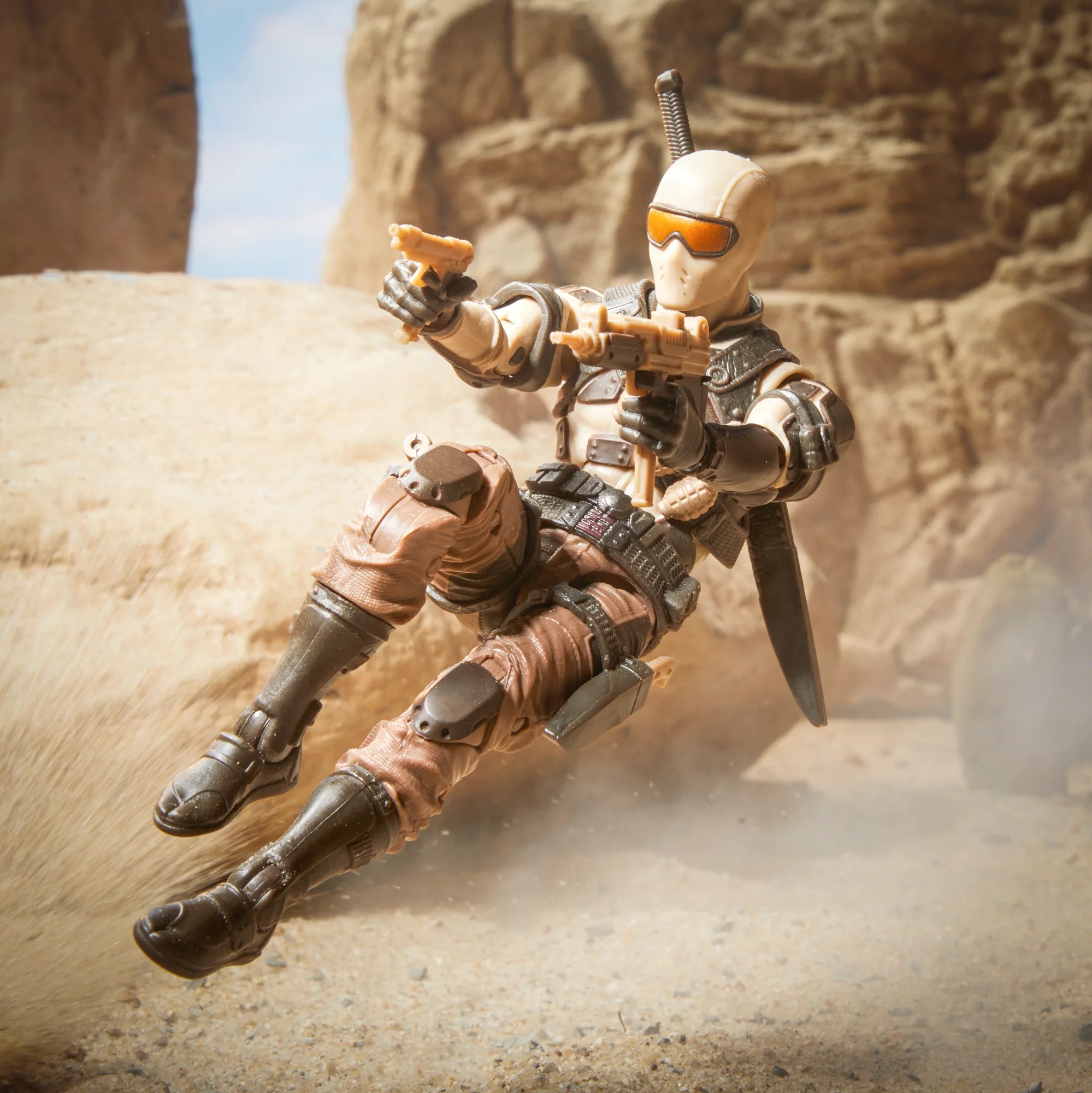 G.I. Joe Classified Series Desert Commando Snake Eyes #92