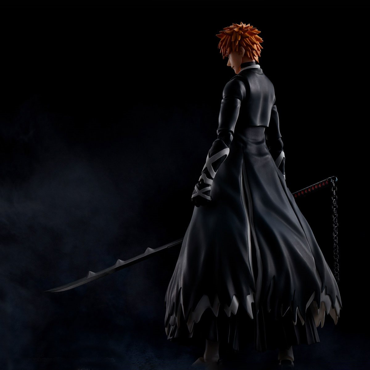 Bleach: Ichigo Kurosaki (Bankai Tensazagetsu) by S.H.Figuarts