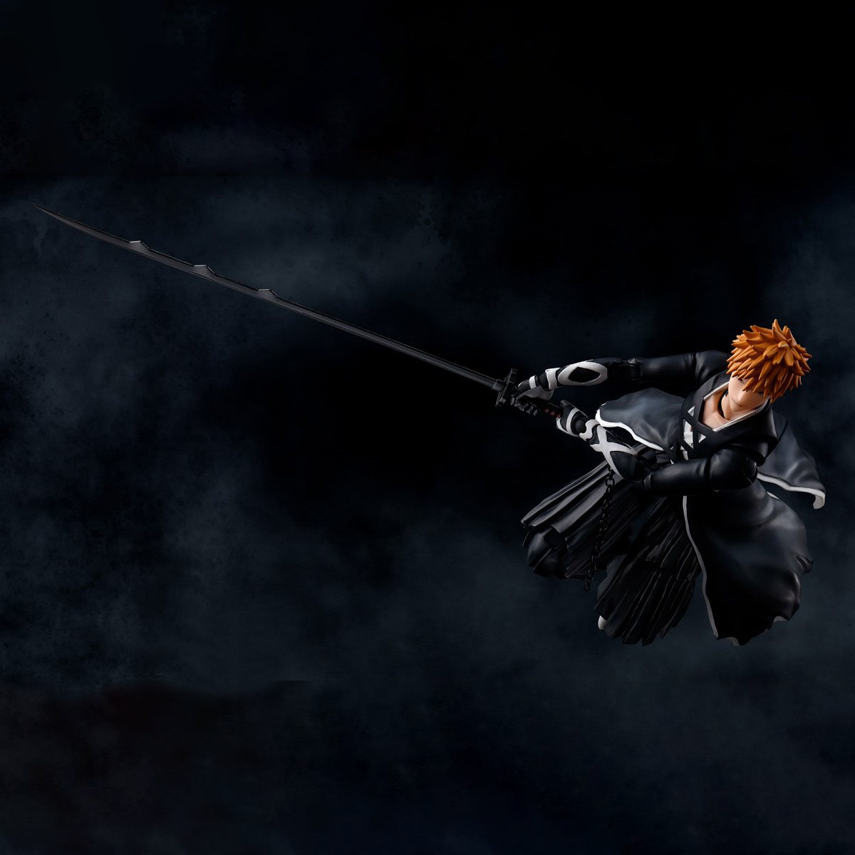 Bleach: Ichigo Kurosaki (Bankai Tensazagetsu) by S.H.Figuarts