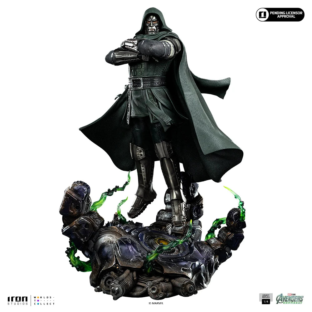 Doctor Doom Statue Legacy Replica 1/4 Avengers Doomsday by Iron Studios