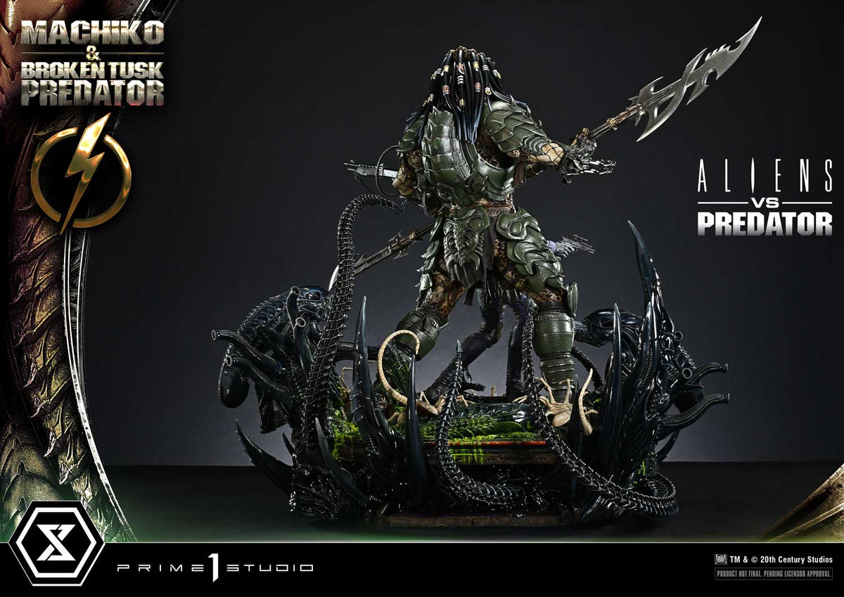 Machiko & Broken Tusk Predator (Aliens vs. Predator Comic) DX Bonus 1/4 Statue by Prime 1 Studio