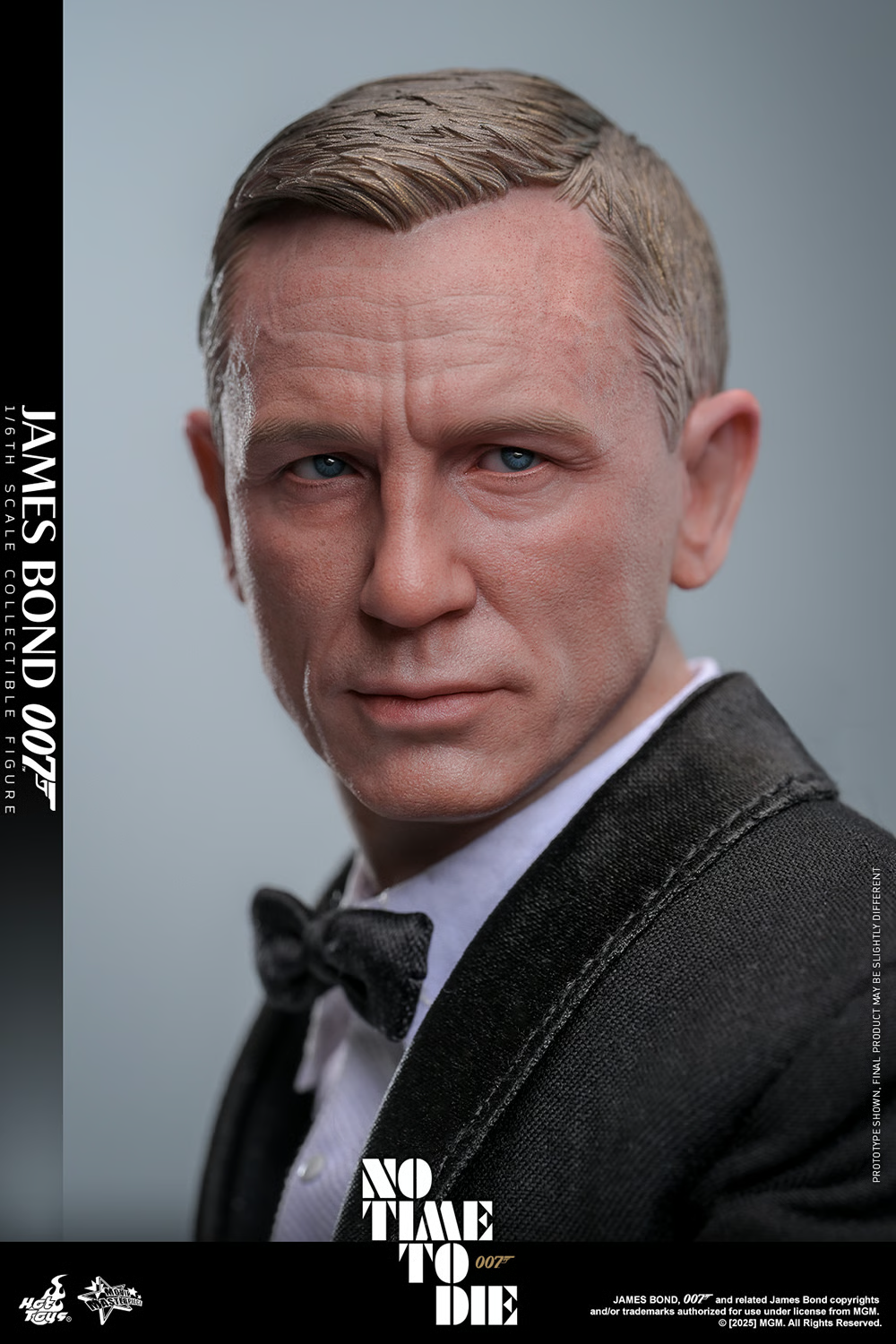 James Bond Sixth Scale Figure by Hot Toys