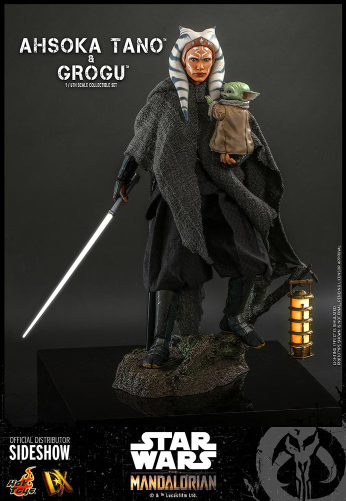 Star Wars The Mandalorian Ahsoka Tano and Grogu Set by Hot Toys