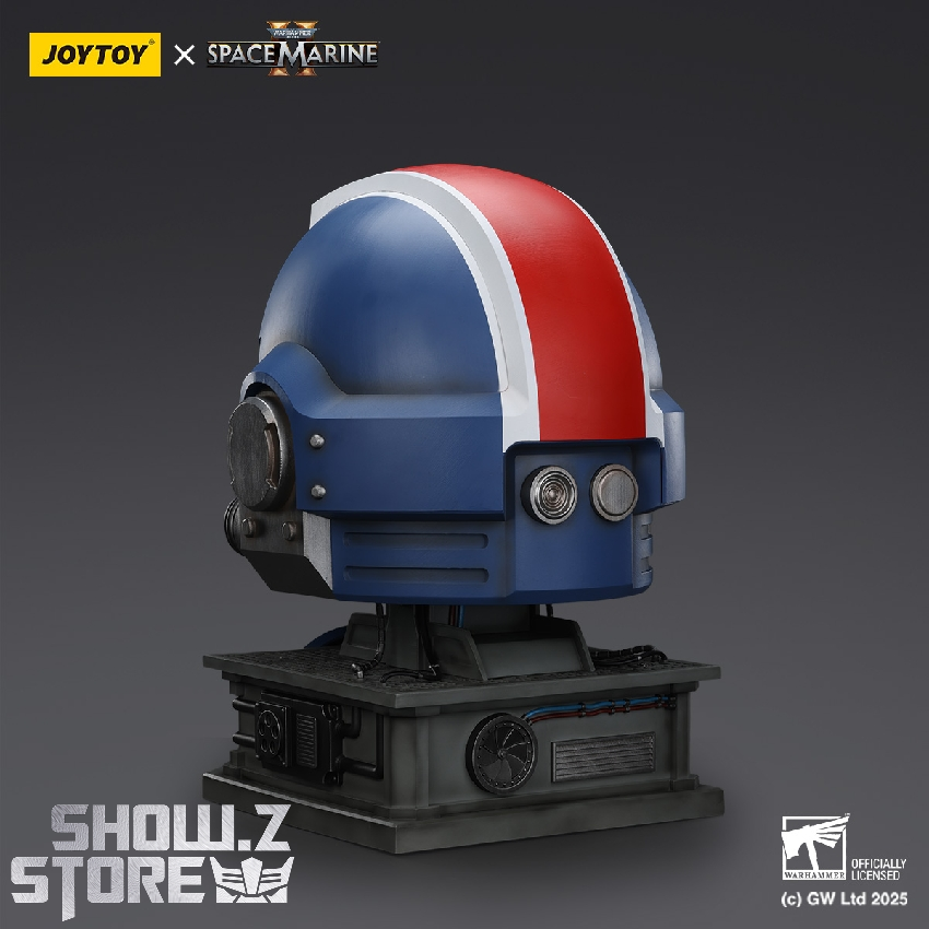 JOYTOY JT01697 1/1 Warhammer 40 Ultramarines Lieutenant Titus' MKX Helmet & Display Stand