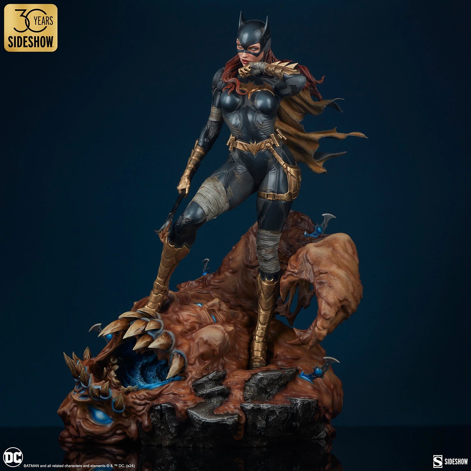 BATGIRL Premium Format Figure by Sideshow Collectibles