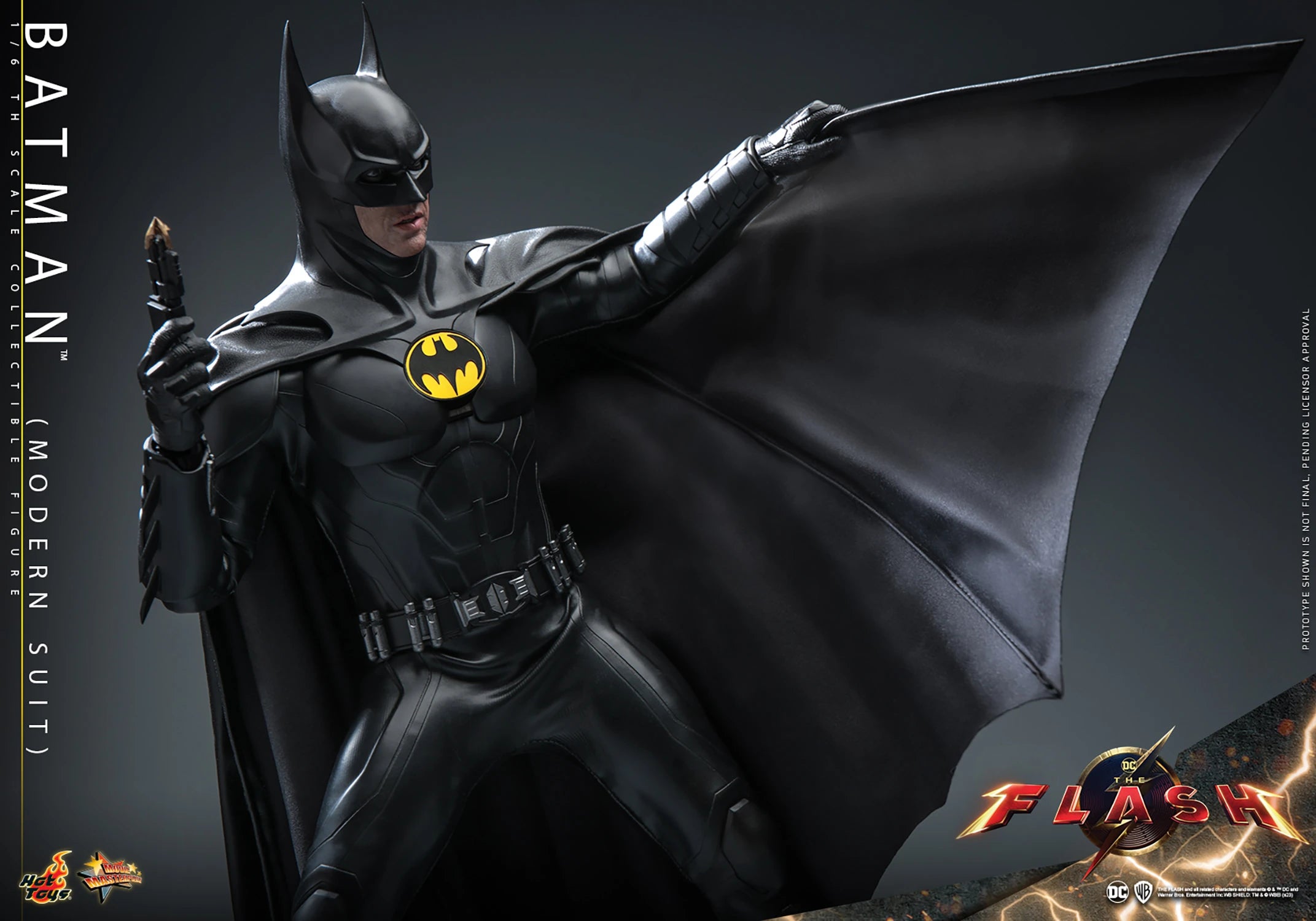 Batman (Modern Suit) by Hot Toys