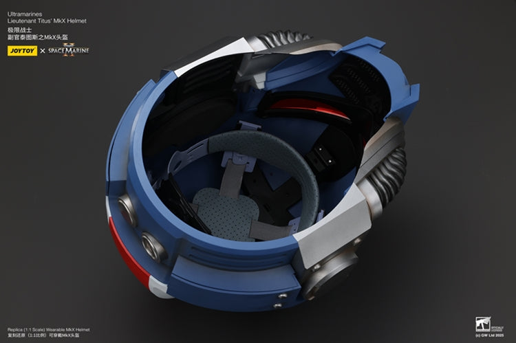 Ultramarines Lieutenant Titus' MkX Helmet by JOYTOY