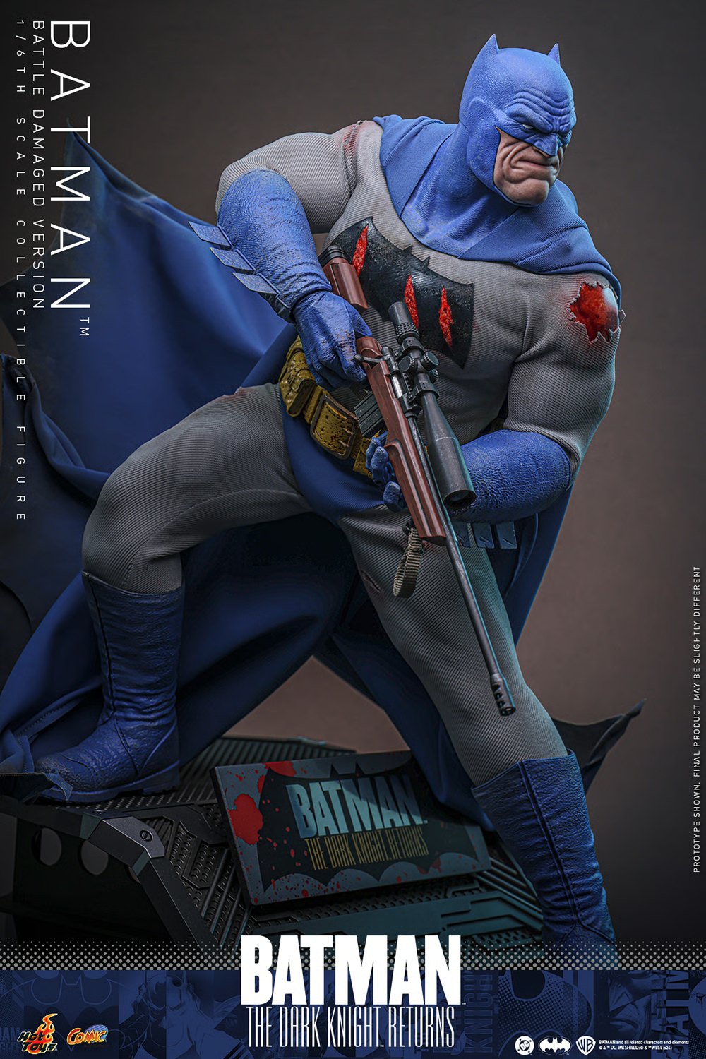 Batman (Battle Damaged Version) Sixth Scale Figure by Hot Toys