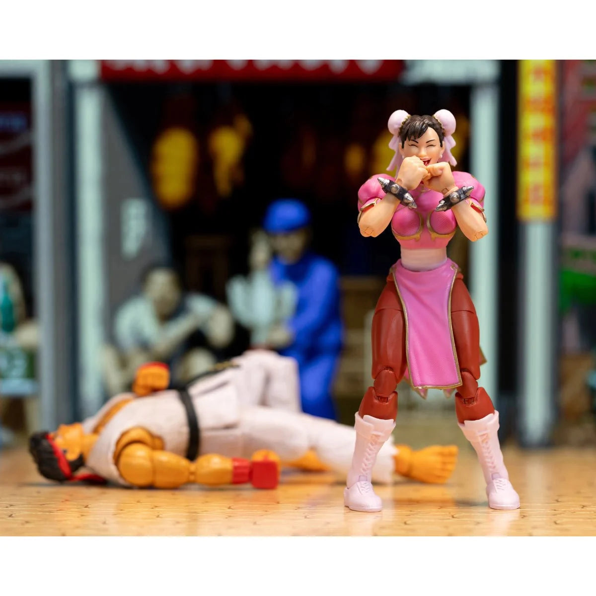 Ultra Street Fighter II Chun-Li Special Deluxe Action Figure