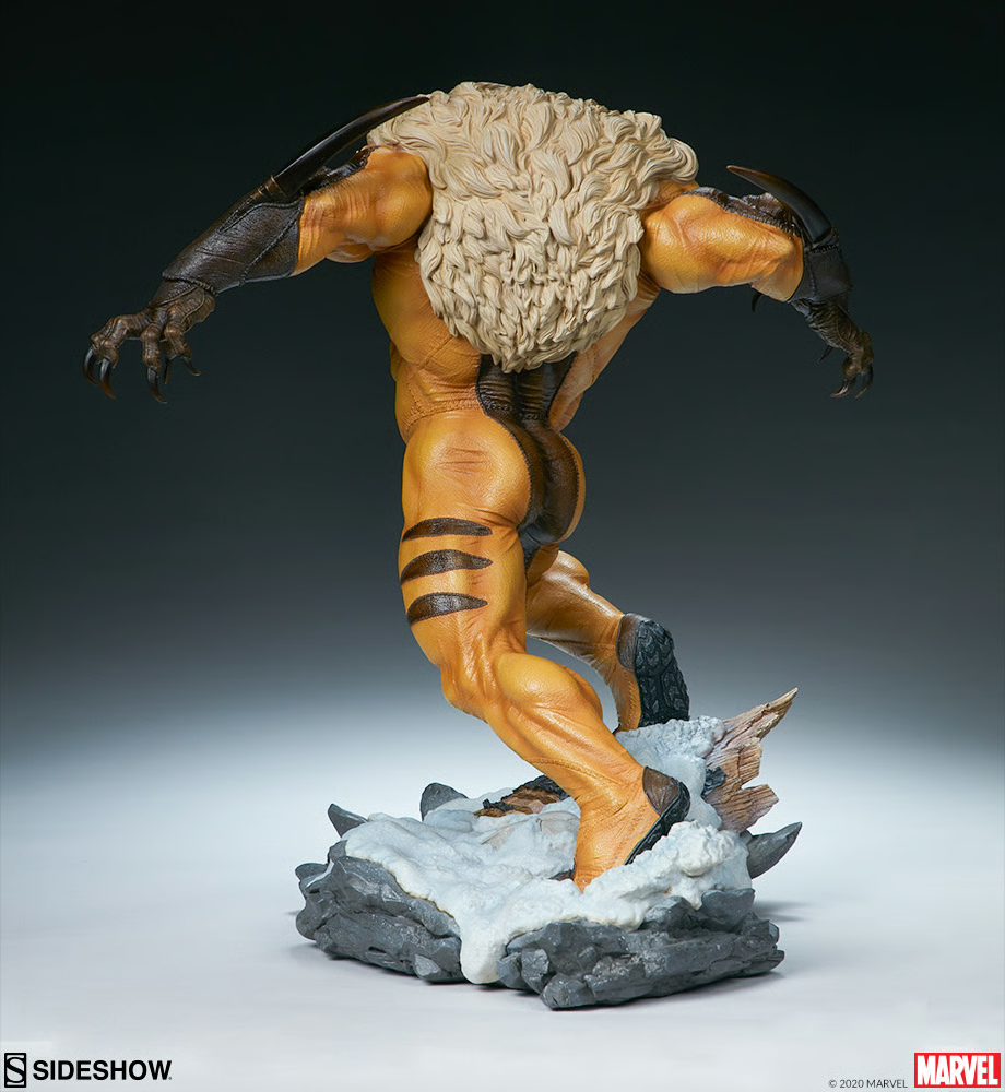 Sabretooth Premium Format Figure by Sideshow Collectibles