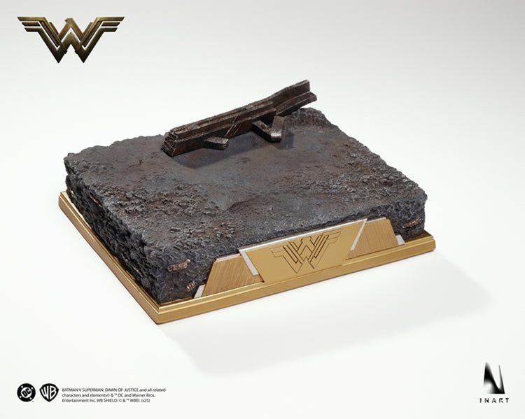 Batman v Superman: Dawn of Justice Wonder Woman 1/6 Collectible Figure By Inart
