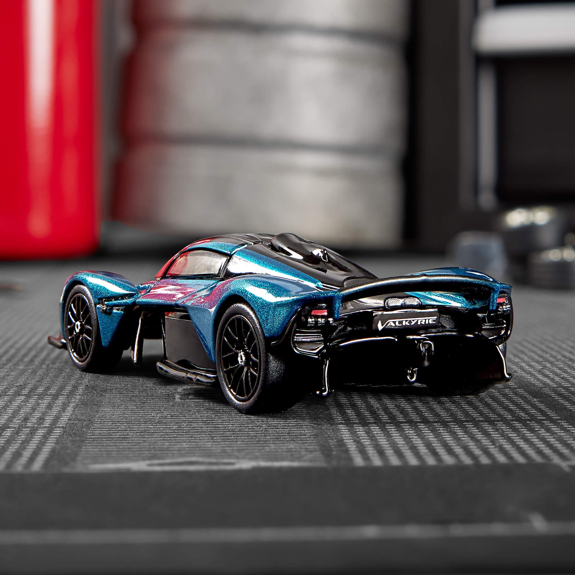 Hot Wheels Elite 64 Aston Martin Valkyrie Creations Exclusive