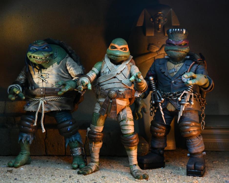 Universal Monsters x TMNT Ultimate Michelangelo as The Mummy