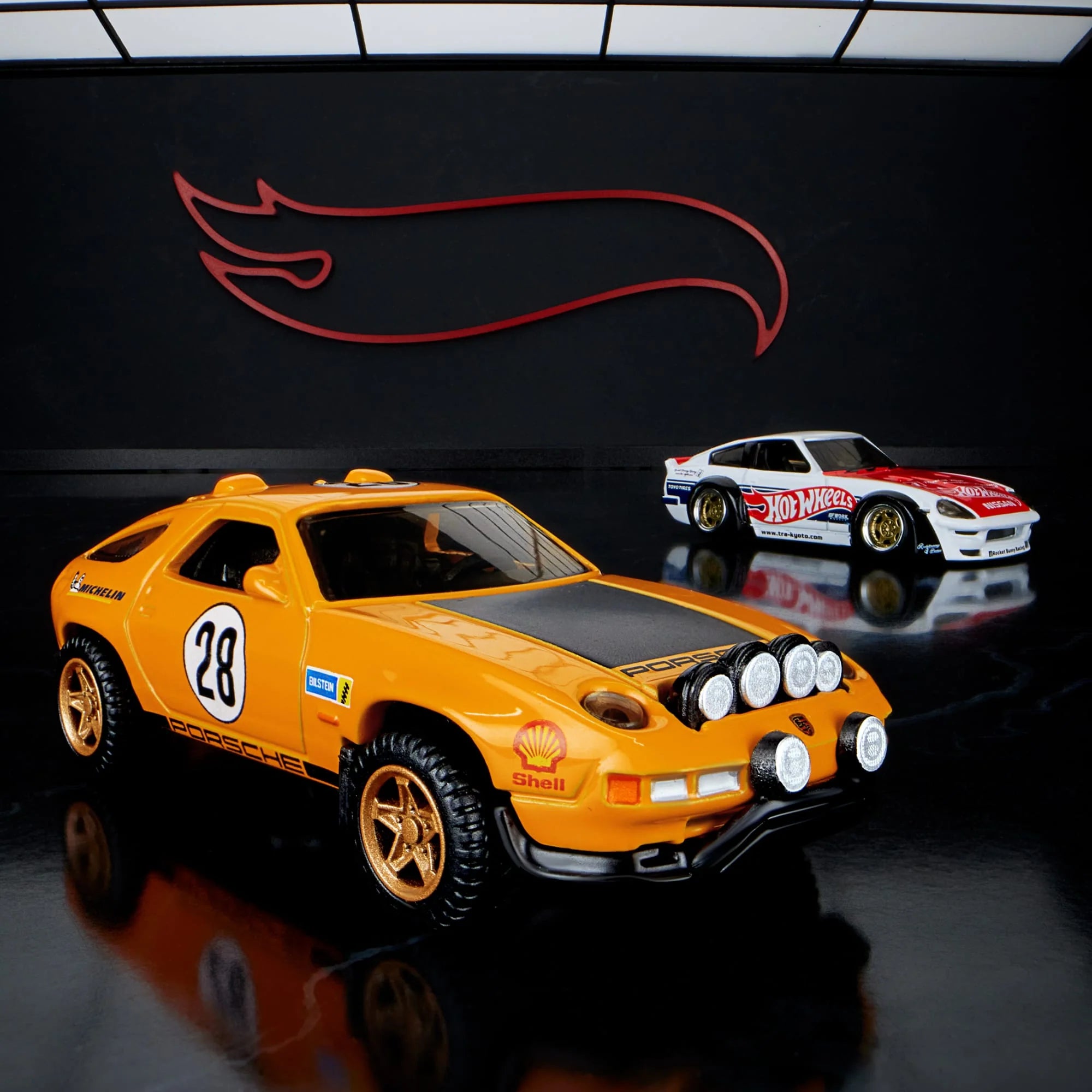 Hot Wheels Exclusive Elite 64 Porsche 928 Safari