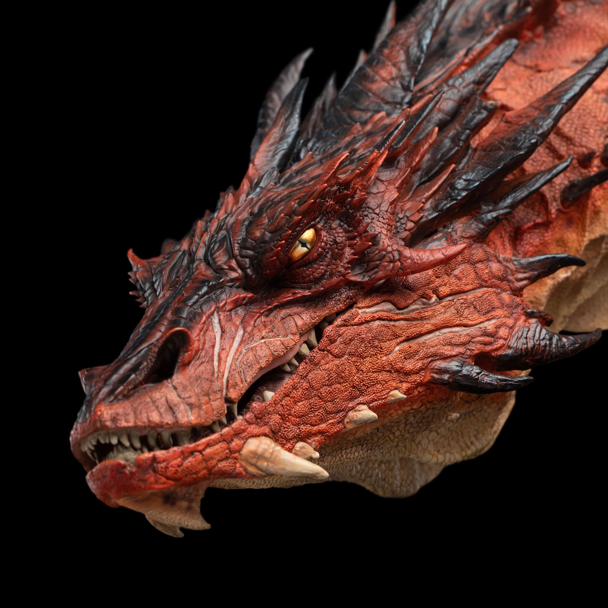 Smaug The Terrible Bust by Weta