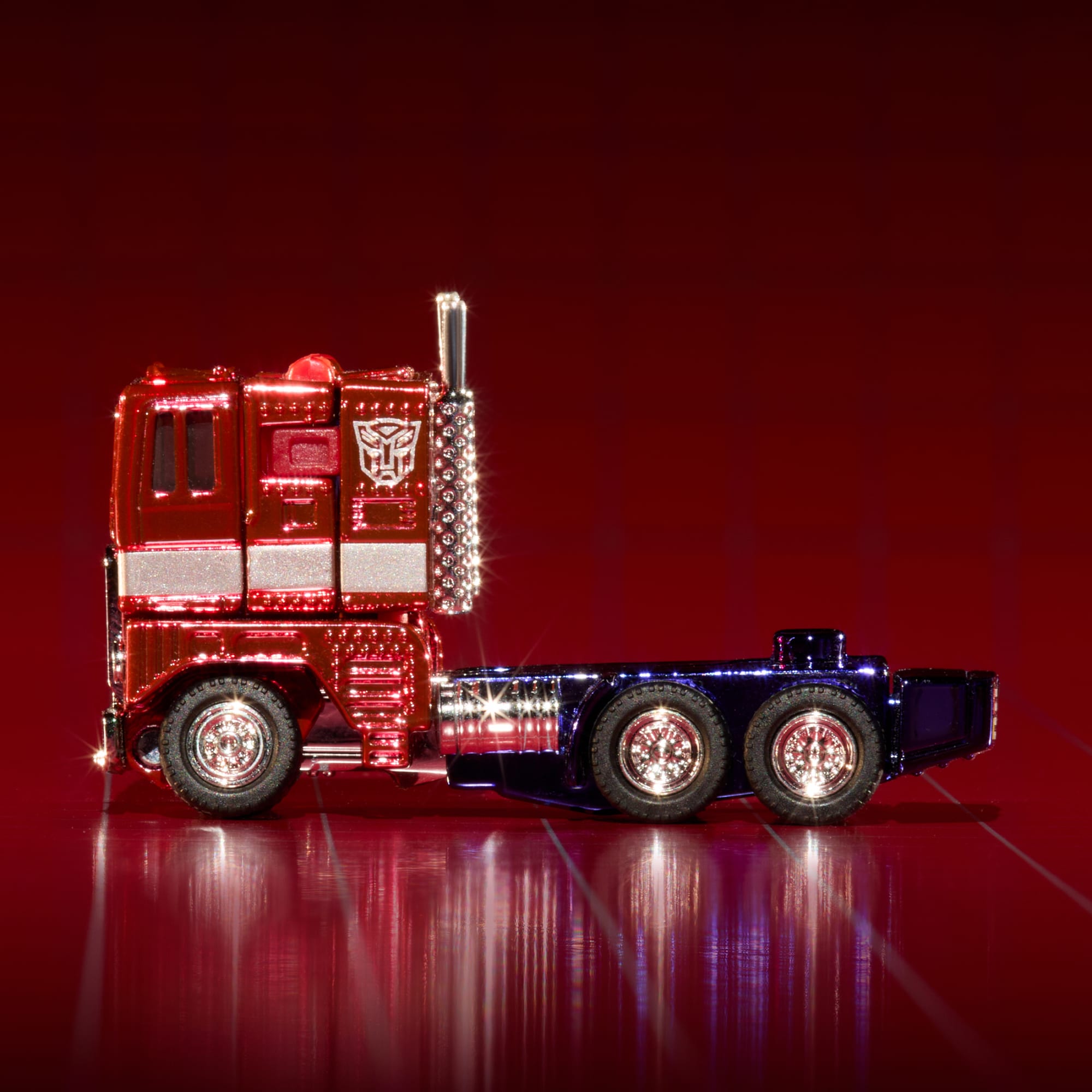 RLC/Creations Exclusive Hot Wheels Transformers Optimus Prime