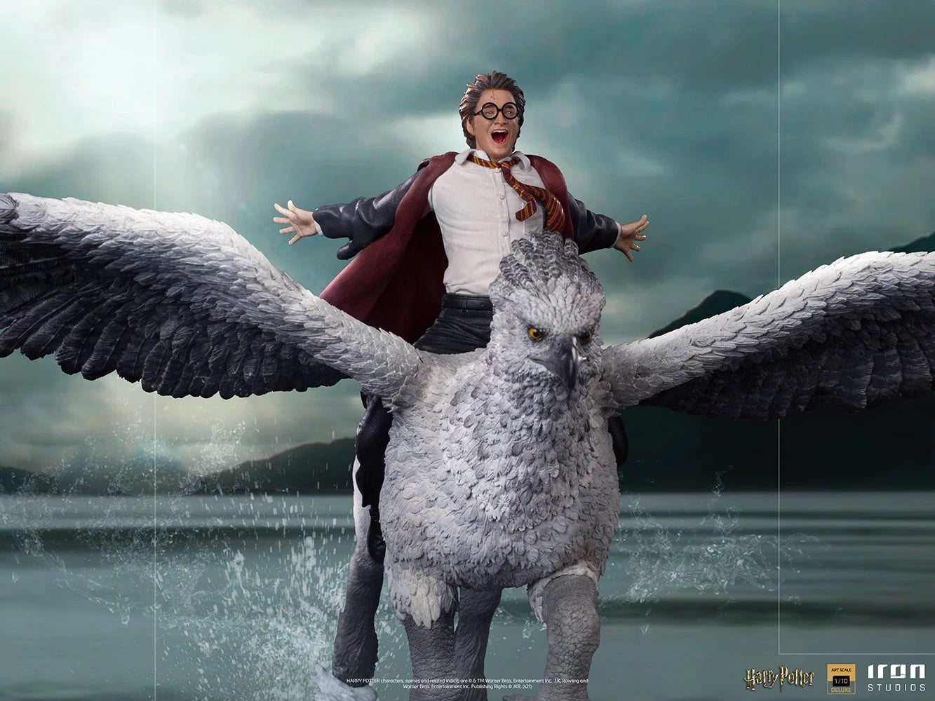 Harry Potter & Buckbeak By Iron Studios