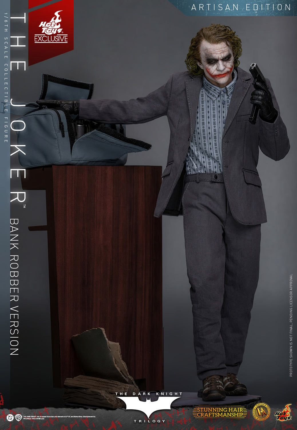 The Joker (Bank Robber Version) (Artisan Edition) by Hot Toys