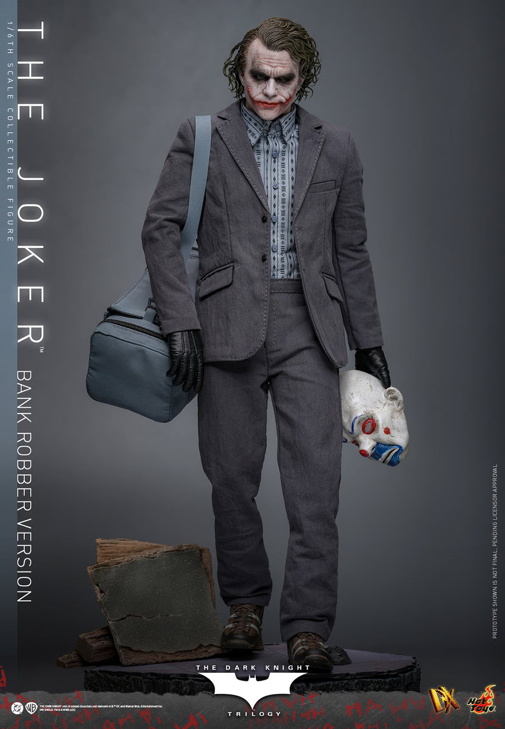 The Joker (Bank Robber Version) (Special Edition) by Hot Toys