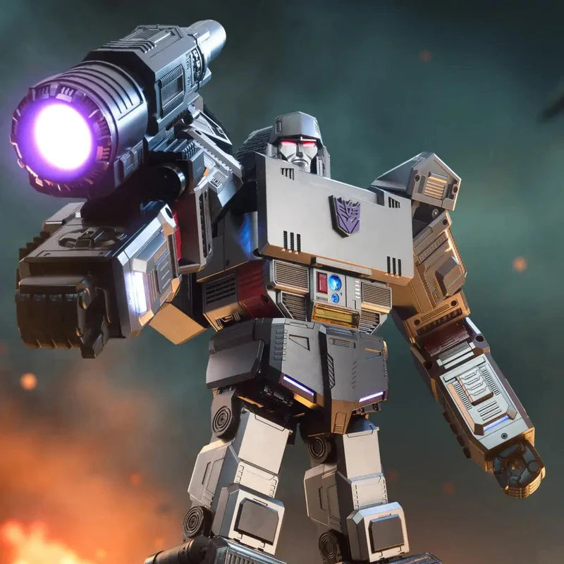 Transformers Megatron Auto-Converting Robot Flagship Edition