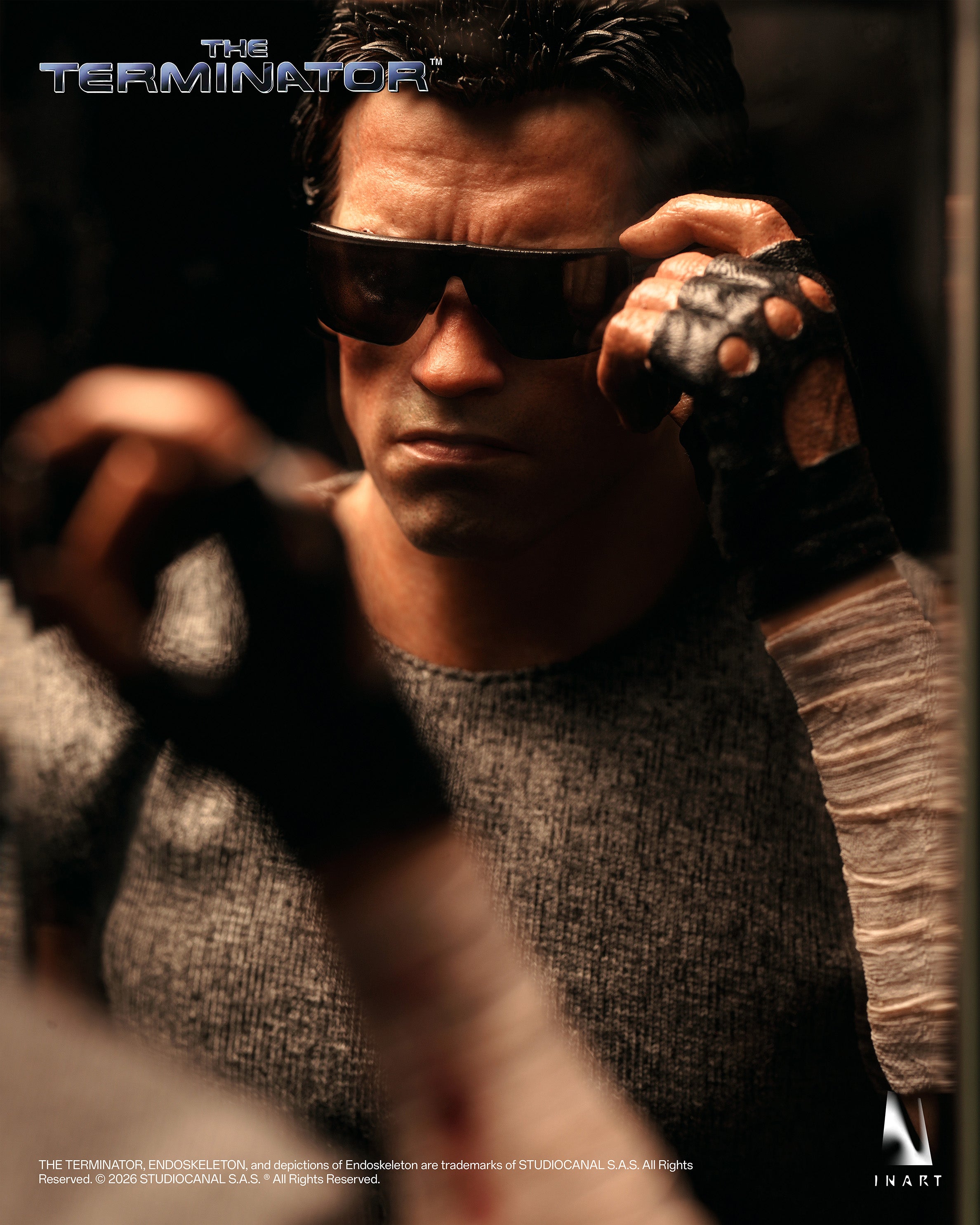 The Terminator: T-800 1/6 Collectible Figure by INART